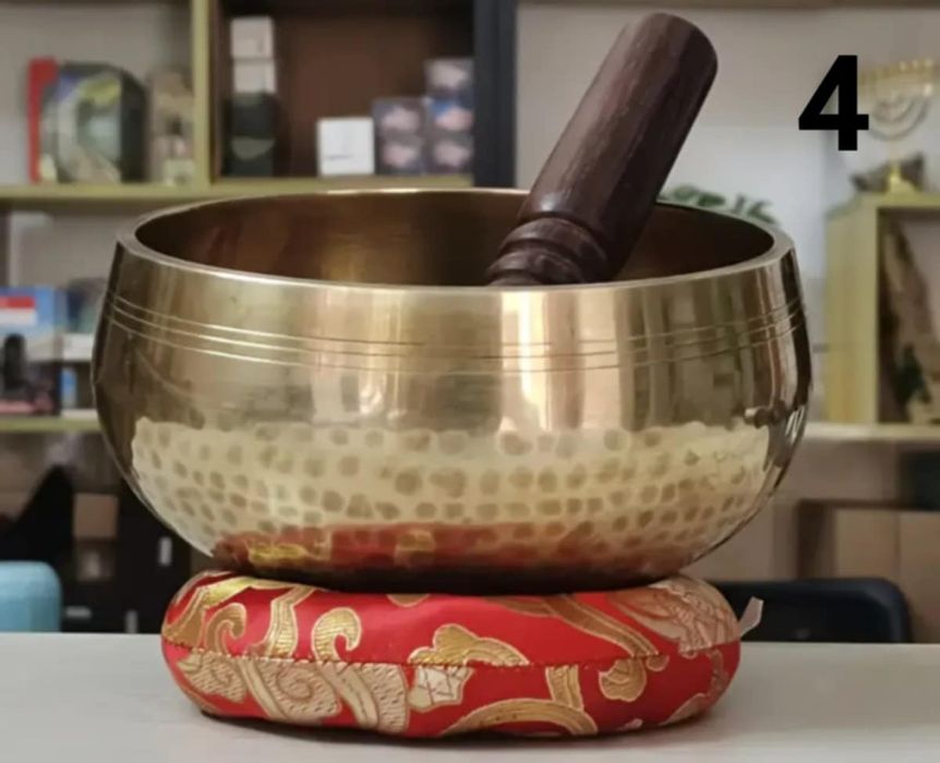 Автентични пеещи купи  40 лв.