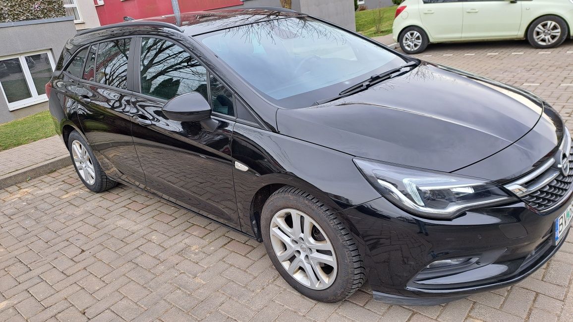 Opel astra k 2017