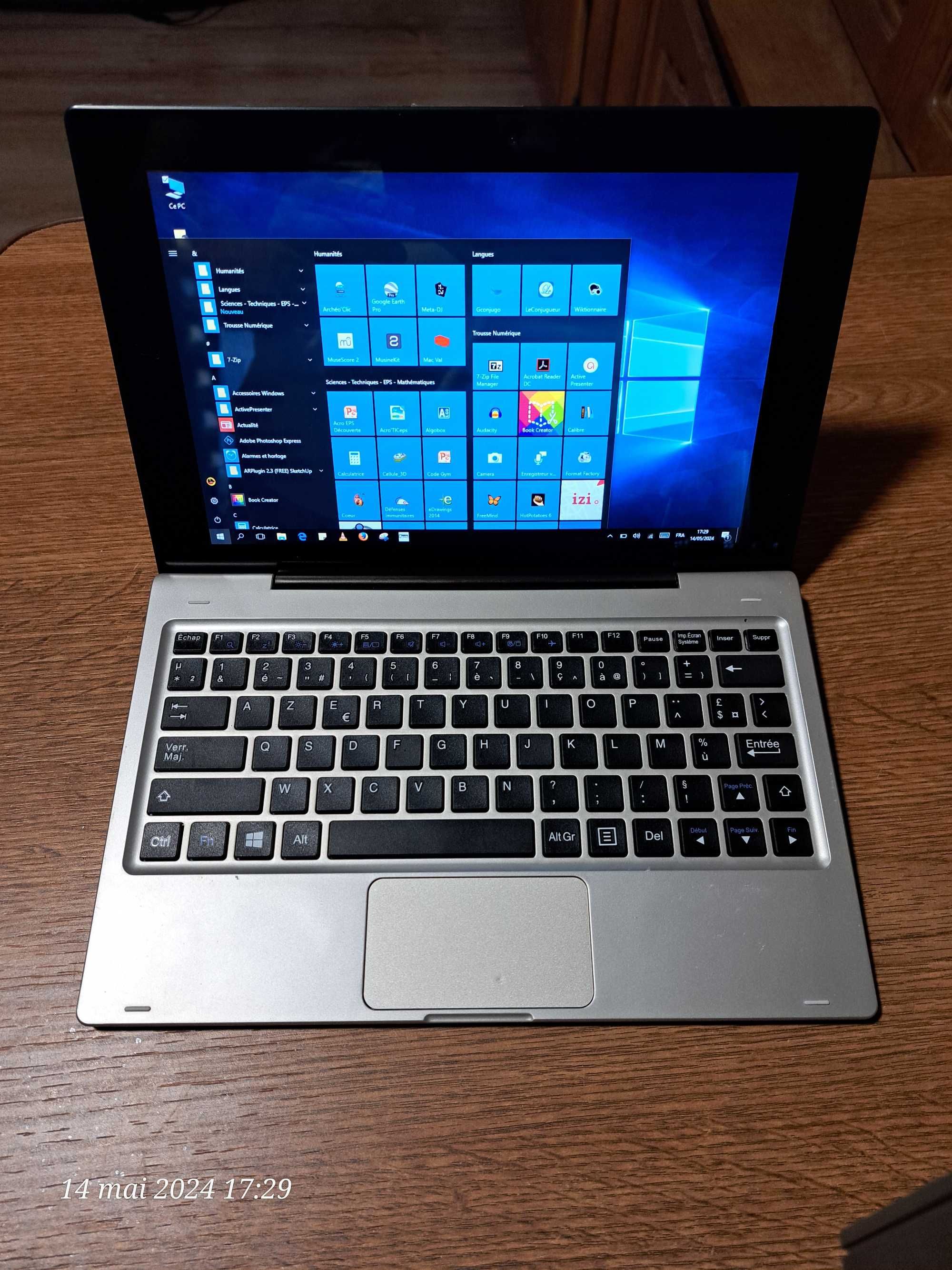 Laptop+tableta TOSHIBA HybridCD2017, cu Intel,4Gb RAB si SSd de 128Gb