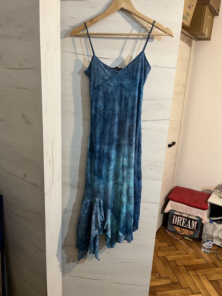 Rochie superba de seara de la Orsay marimea xs noua fara eticheta