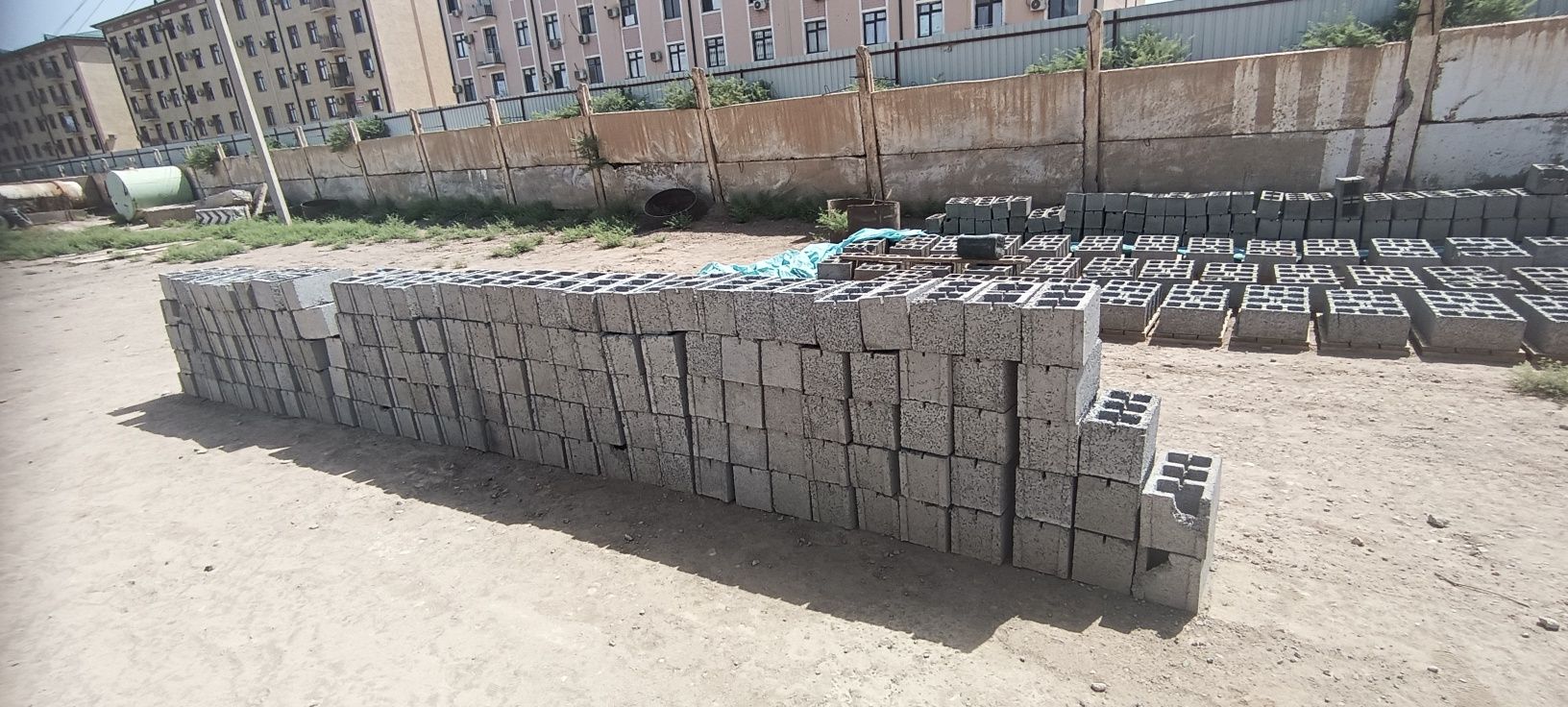 Barcha turdagi kalodislar betanit va Blok gʻishlar bor arzon narxda
