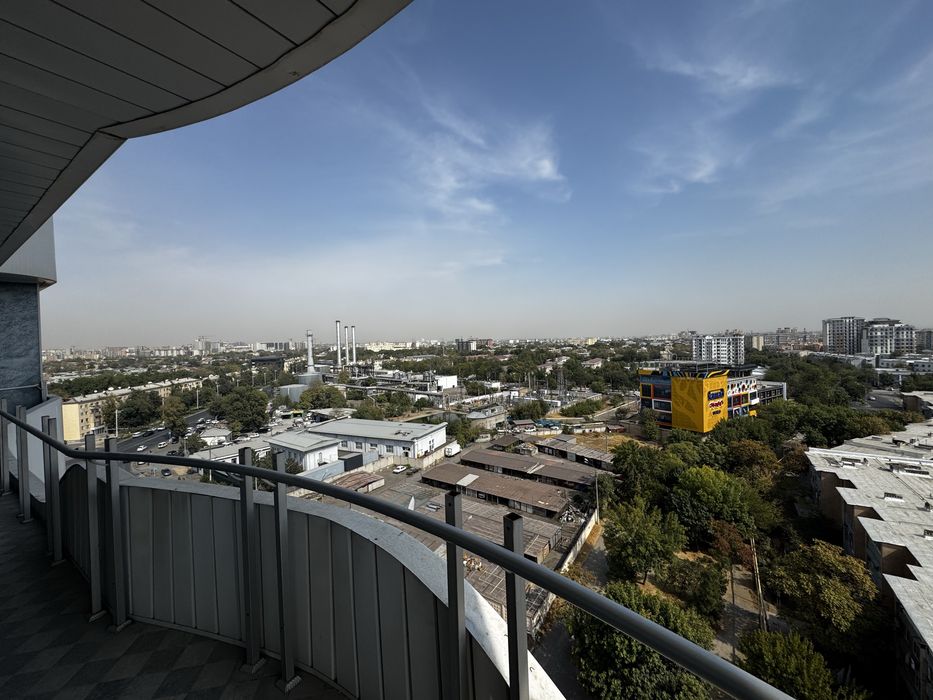 Продается квартира ( коробка )