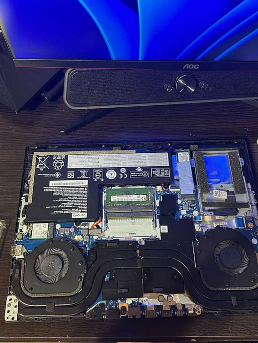 Reparații Laptopuri, Telefoane, PC, Console & Stații Audio