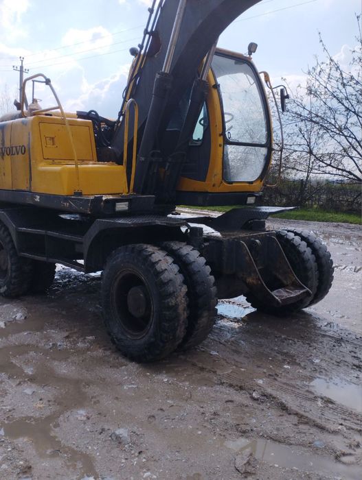 Ekskavator, Volvo 130 sotiladi