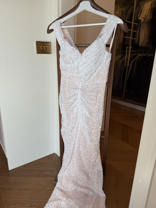 Официална бяла рокля