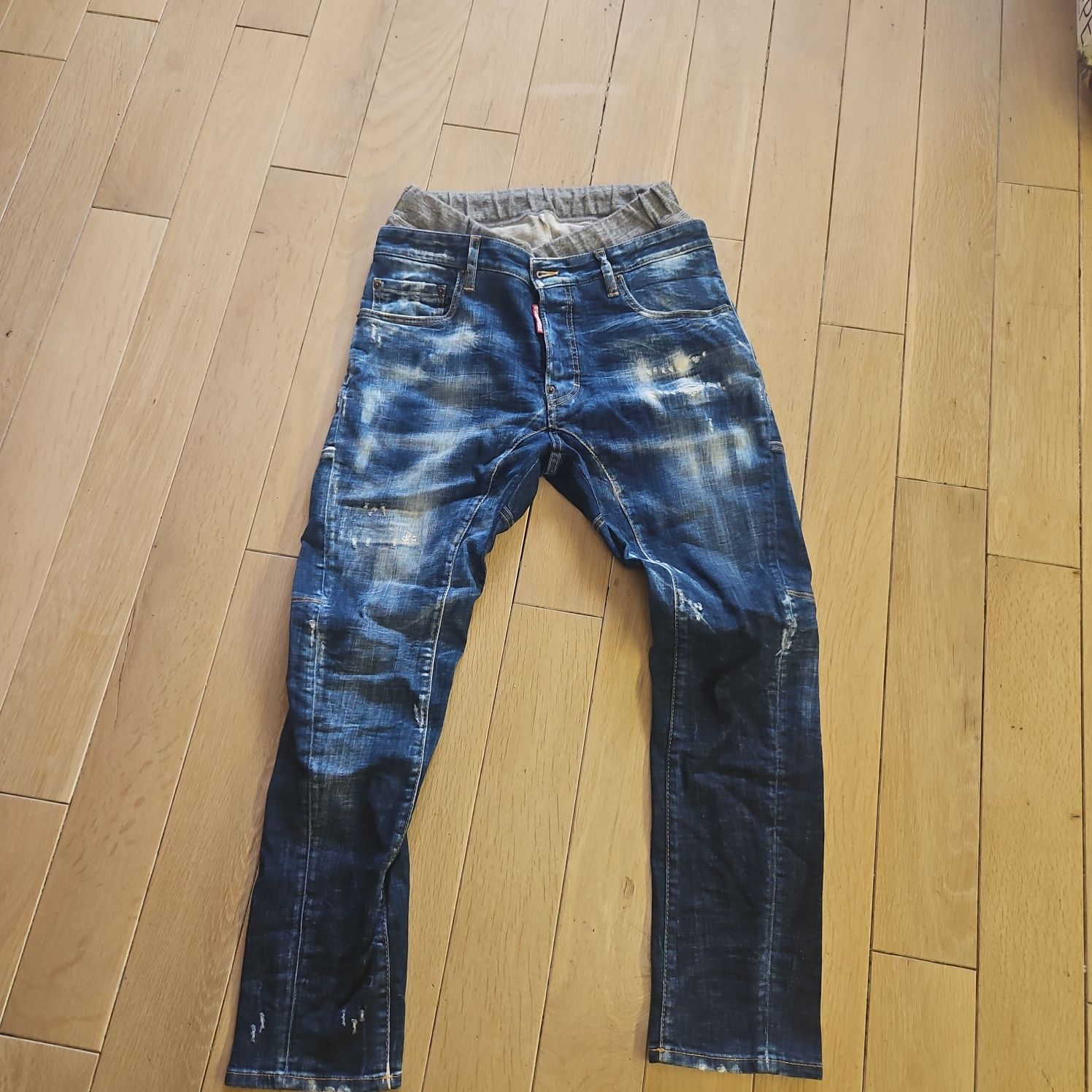 Оригинални дерхи Dsquared2