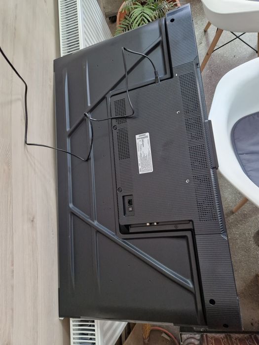 Televizor TCL LED, 108 cm, Smart Google TV, 4K Ultra HD, (Model 2024)