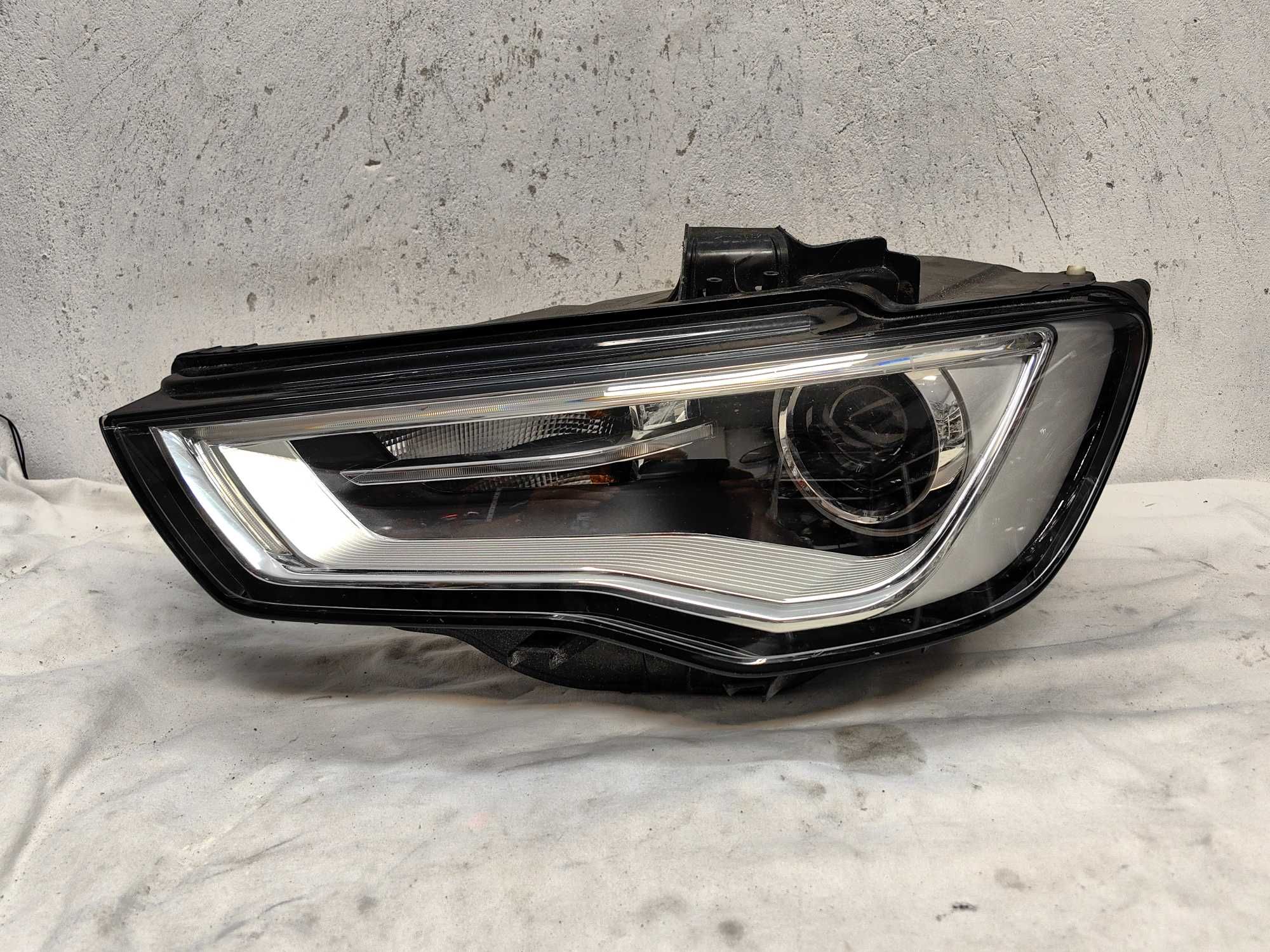 Оригинален фар Ауди А3  Audi A3 Led Bixenon