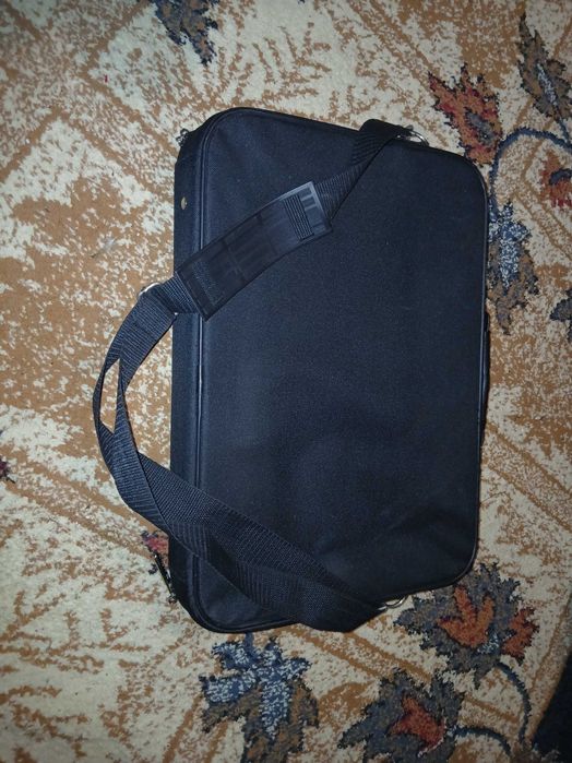 Geanta pentru laptop