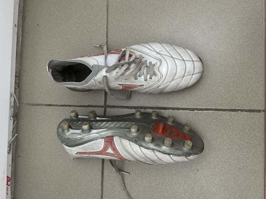 Продам бутсы,Mizuno