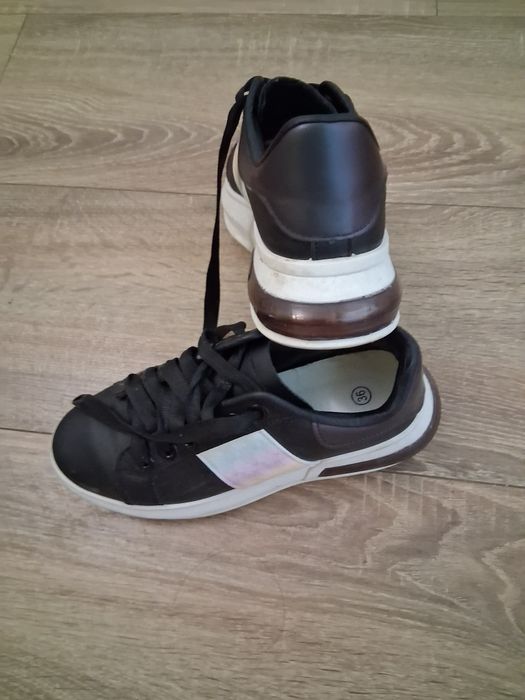 Дамски маратонки размер 36