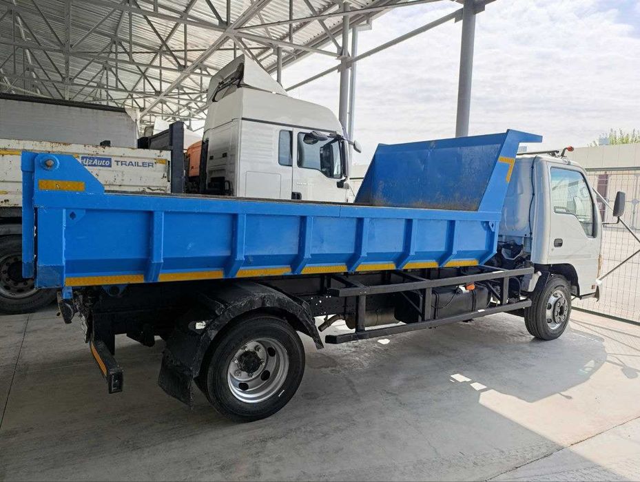 Cамосвал Аренда ISUZU NQR 4 тонна