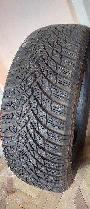 Vand 2 anvelope de iarna  R16