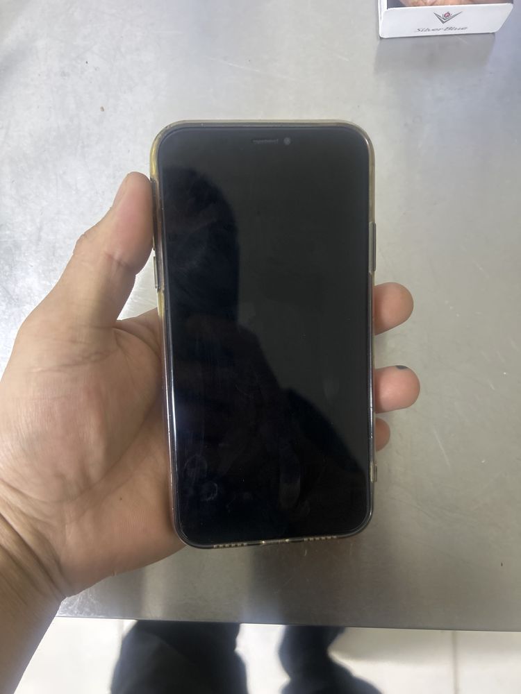 Iphone xr продам срочна
