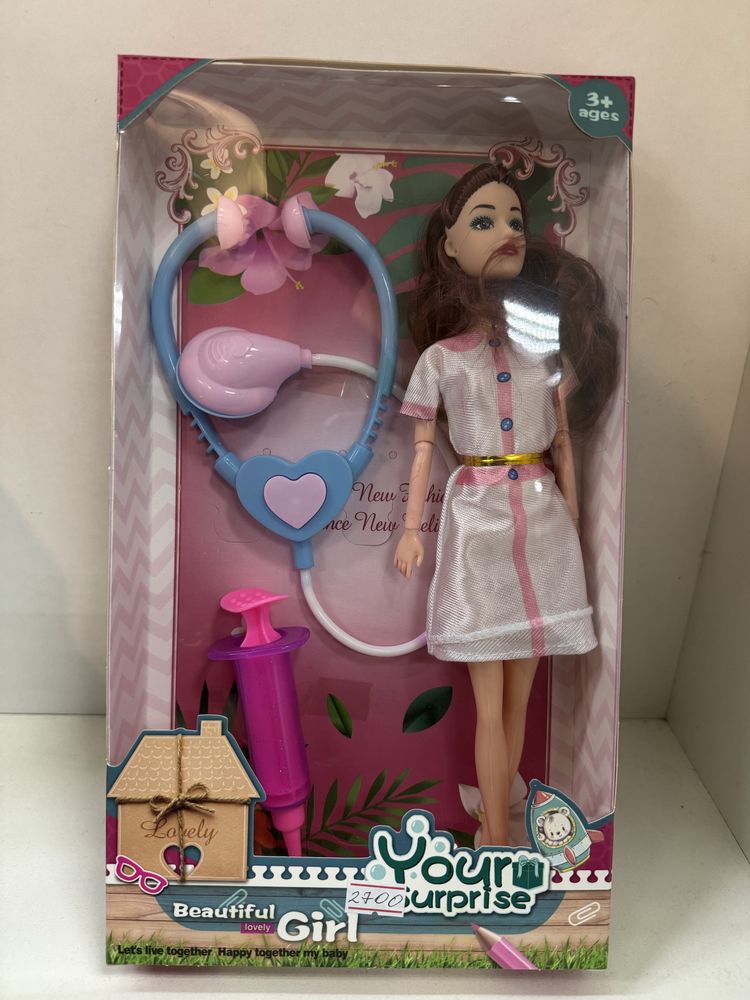 кукла Барби доктор