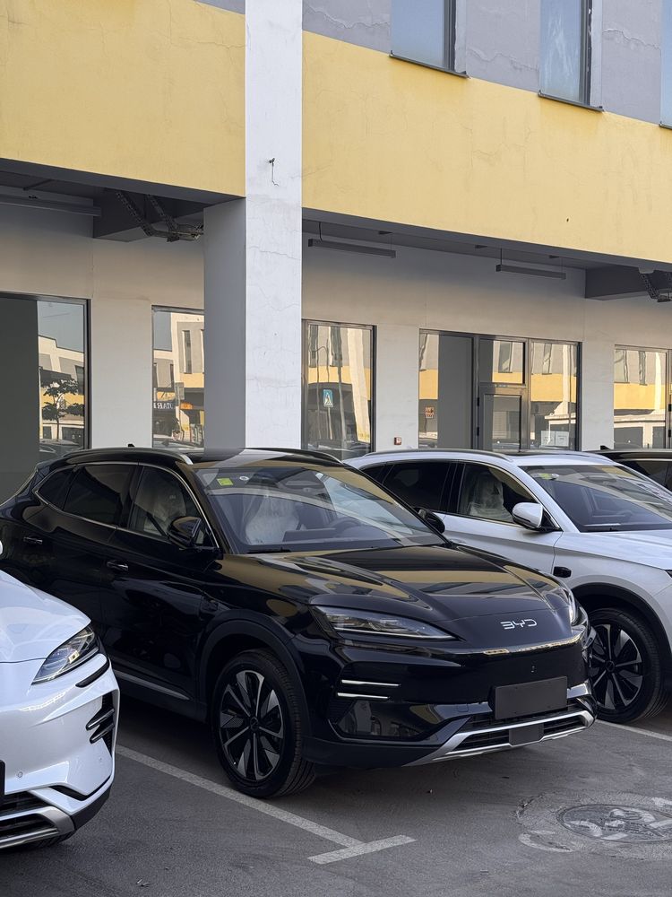 BYD CHenpion smart 3 yil garantiya srochna sotiladi