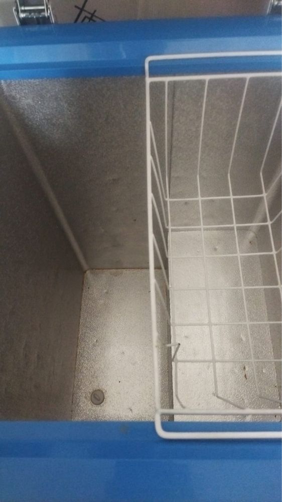 Продам морозильную камеру