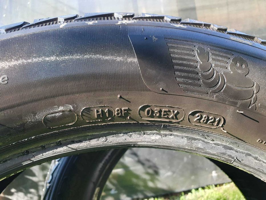 Vând cauciucuri de iarnă Michelin Pilot Alpin 5 SUV