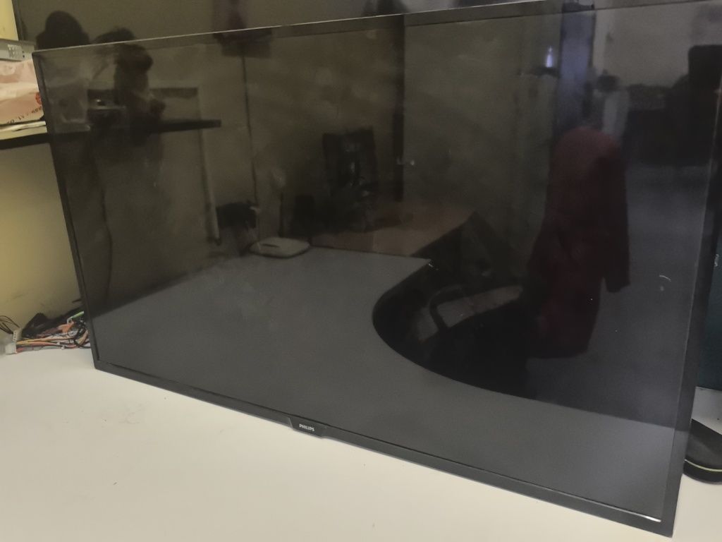 Телевизори за части