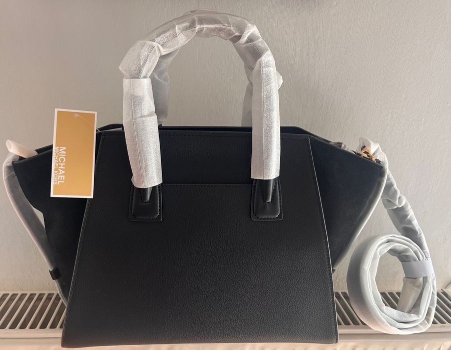 Michael Kors чанта естествена кожа