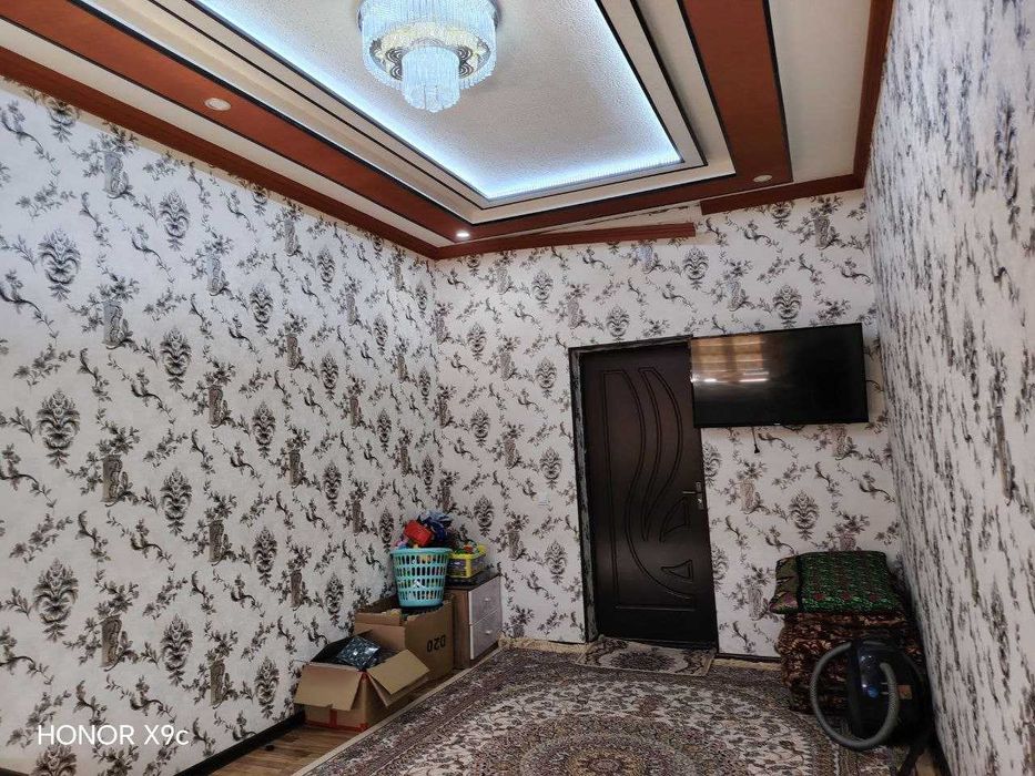 8 sotix hovli sotiladi