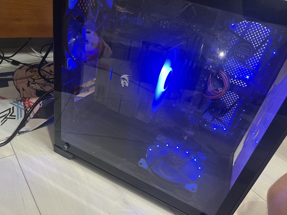 Продам системный блок (Ryzen 5 5600 / 24 ГБ DDR4 / SSD 128 ГБ NVMe)