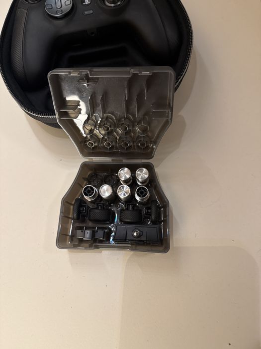 Controller wireless Nacon - Revolution 5 Pro, negru (PS5/PS4/PC)