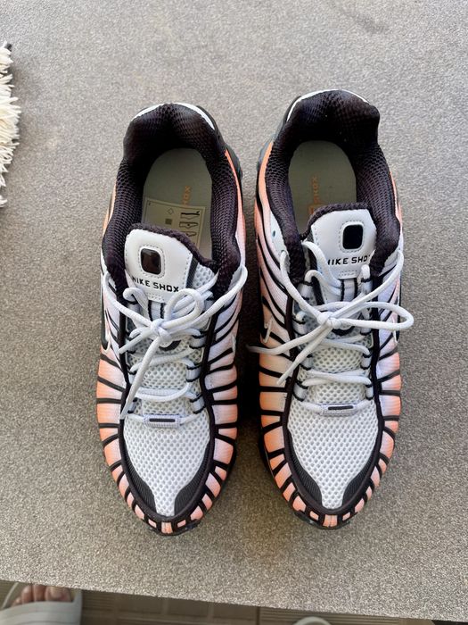 Adidasi Nike Shox Originali Noi pret redus