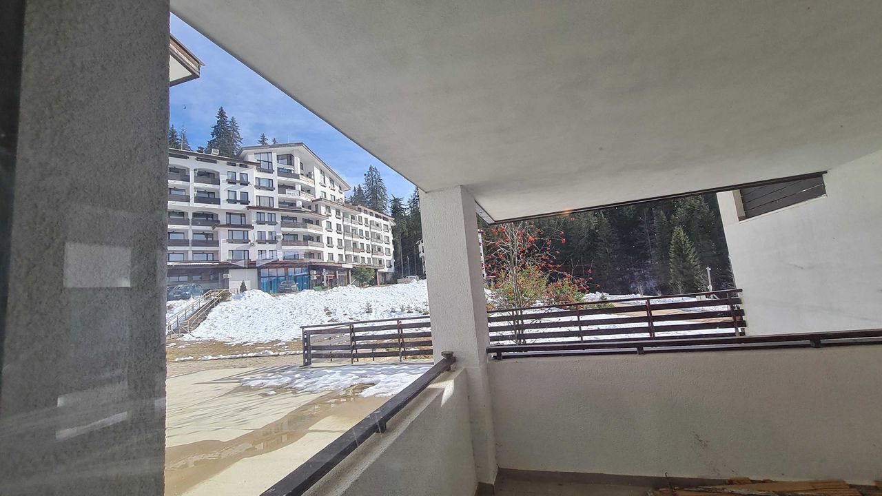 Продава се Тристаен апартамент в к.к. Пампорово - 121 кв.м за 720 €/кв.м - Снимка #2