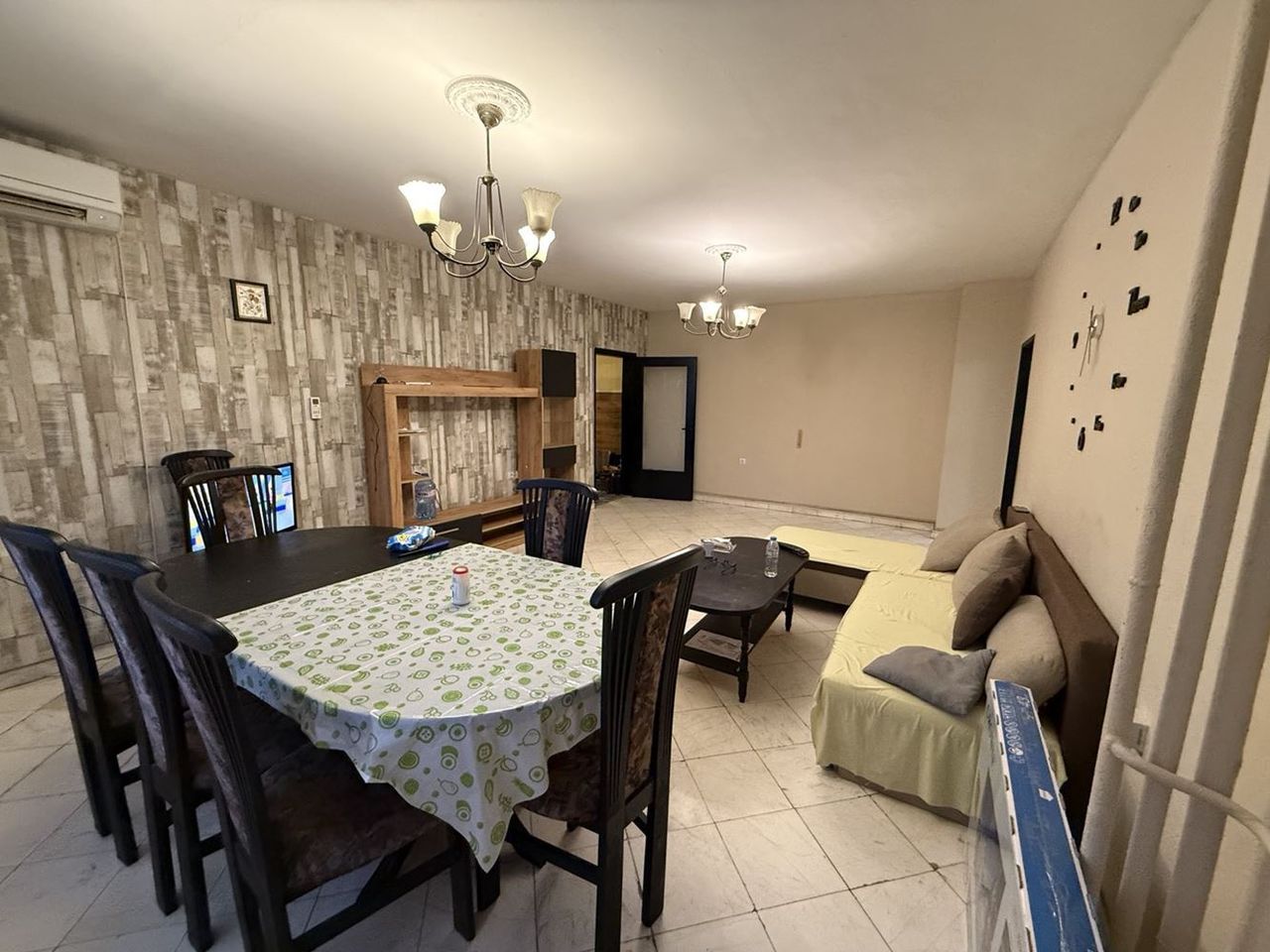 Дава се под наем Тристаен апартамент в София, Люлин 7 - 92 кв.м за 550 € - Снимка #2