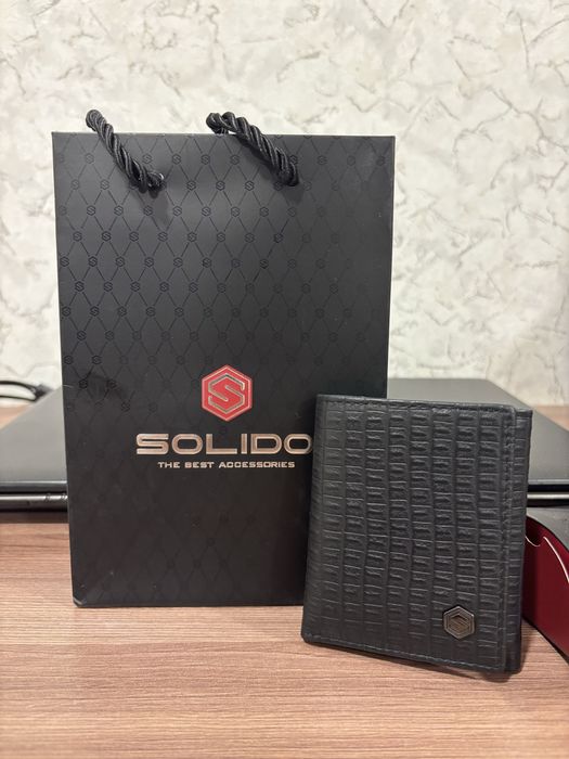 мужской кошелек SOLIDO