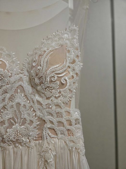 Vand rochie mireasa Natalia Vasiliev