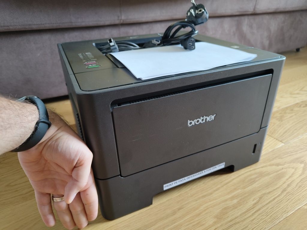Imprimanta laser negru Brother HL-5450DN