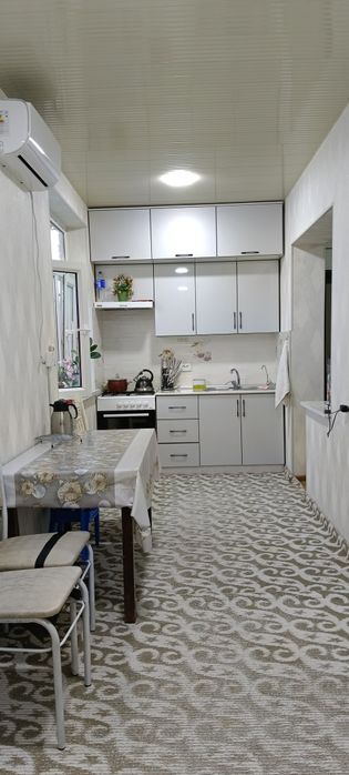 Sergeli 8a 5/9/9 120 m2. Balkon 2x9.