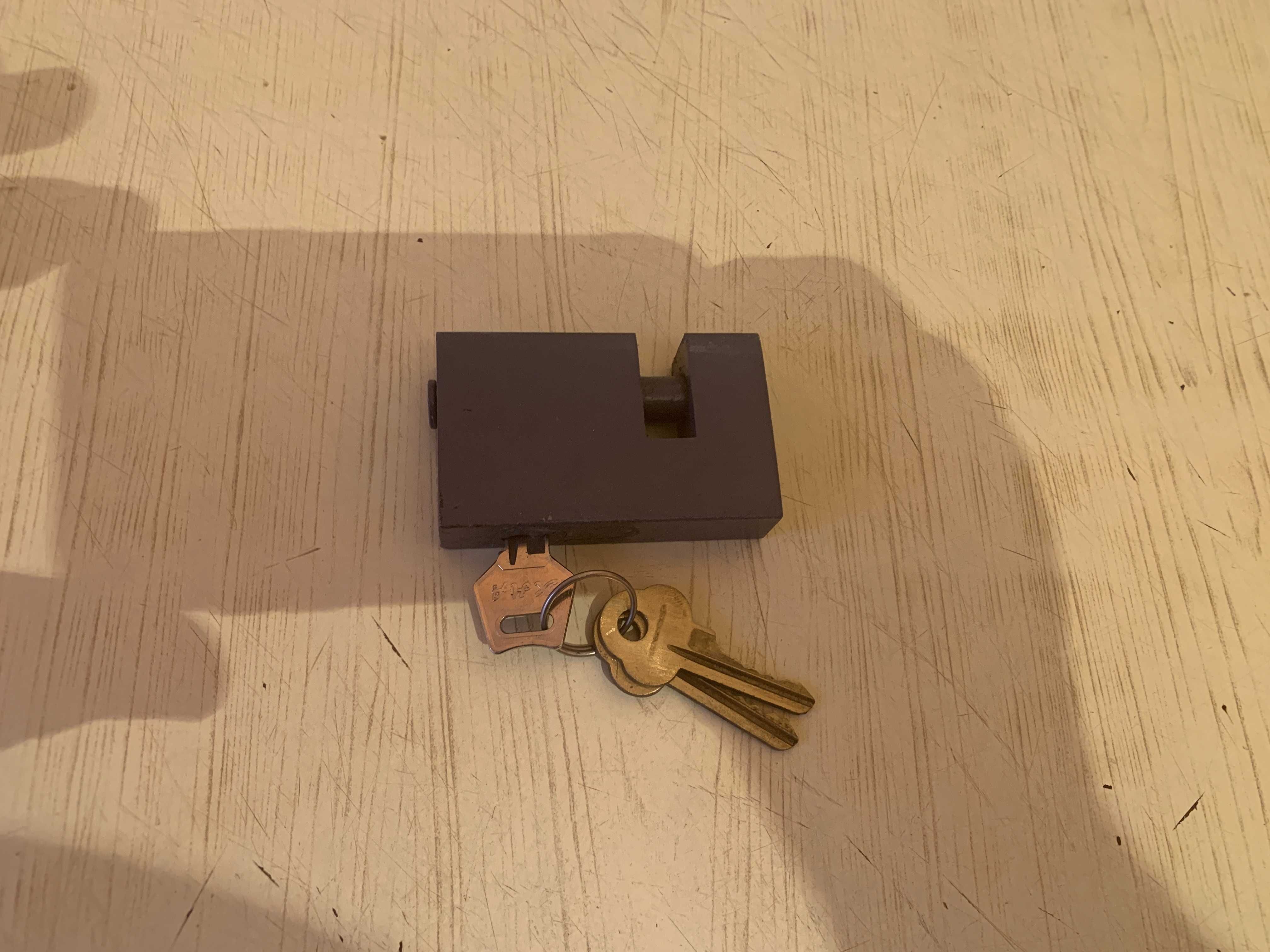 Продам замки навесные с комплектами ключей (сделано в России)