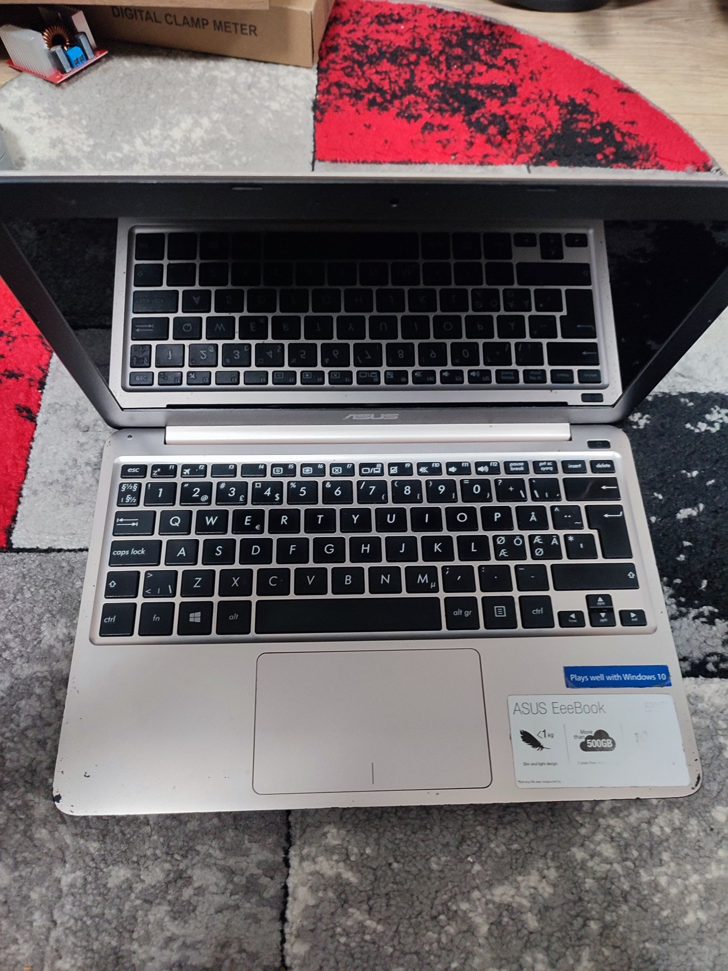 Laptop Asus x205t 11.6"