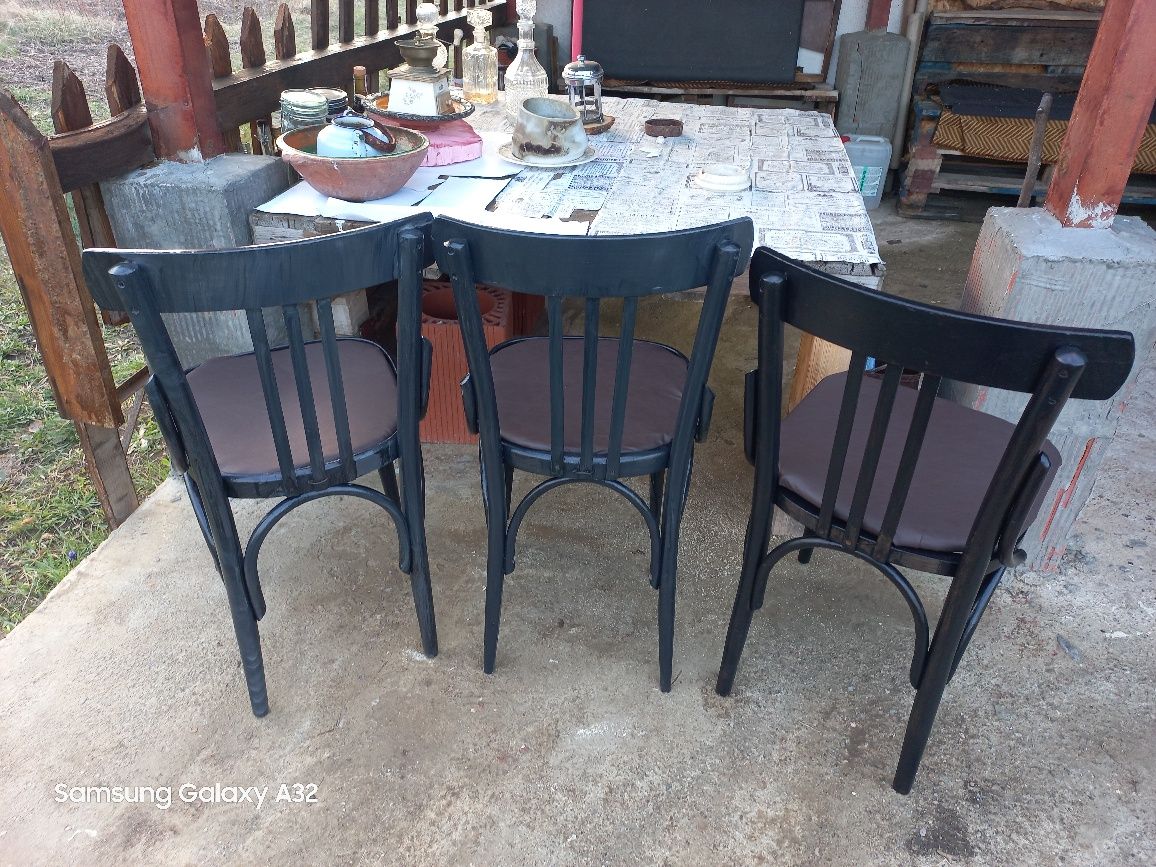 Реставрирани виенски столове. Еденично или комплект 4броя