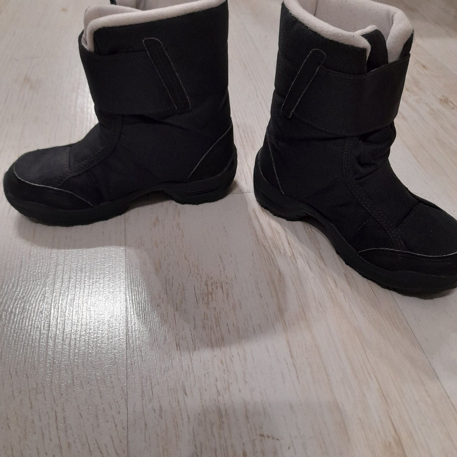 Зимни обувки от Декатлон