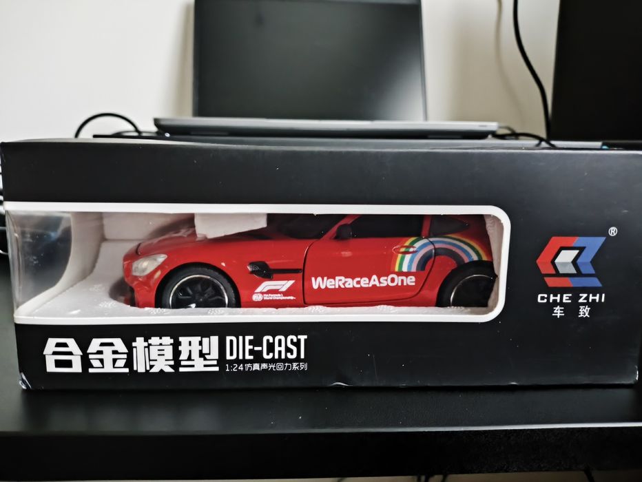 Vand macheta Mercedes AMG GT Safety Car la scara 1/24
