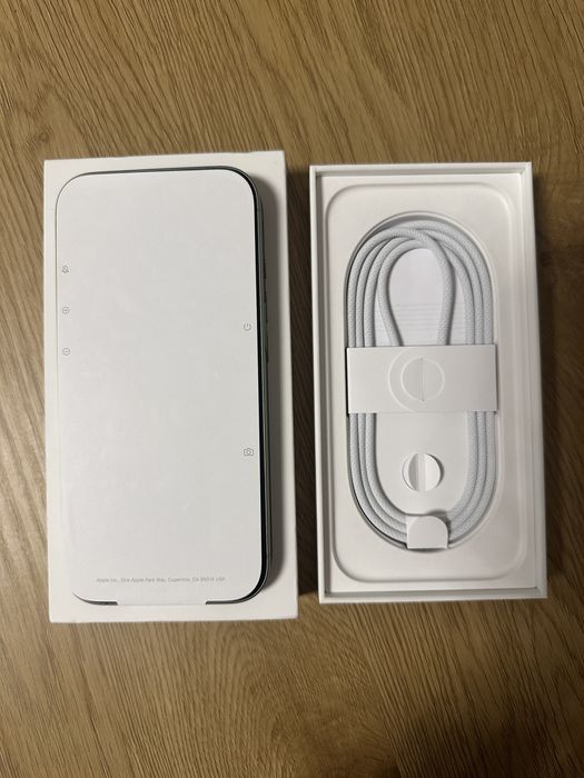 Iphone 17 nou, verde, nefolosit,