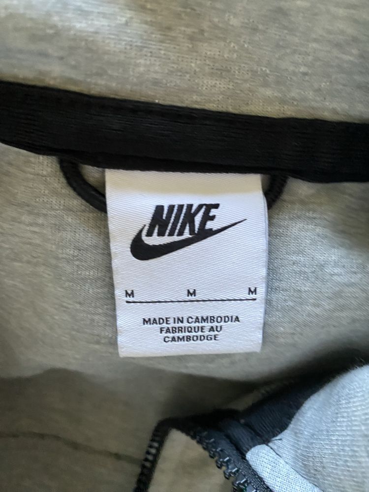 Nike tech fleece