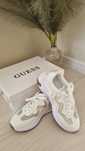 Дамскш спортни обувки Guess