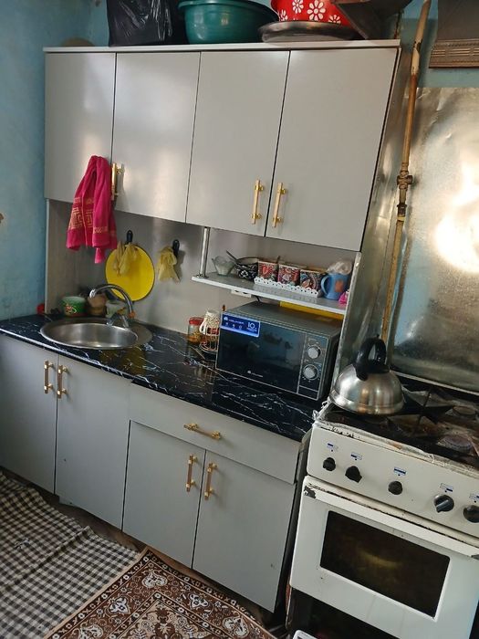 Vagzal Hududida Hovli Sotiladi Srochna