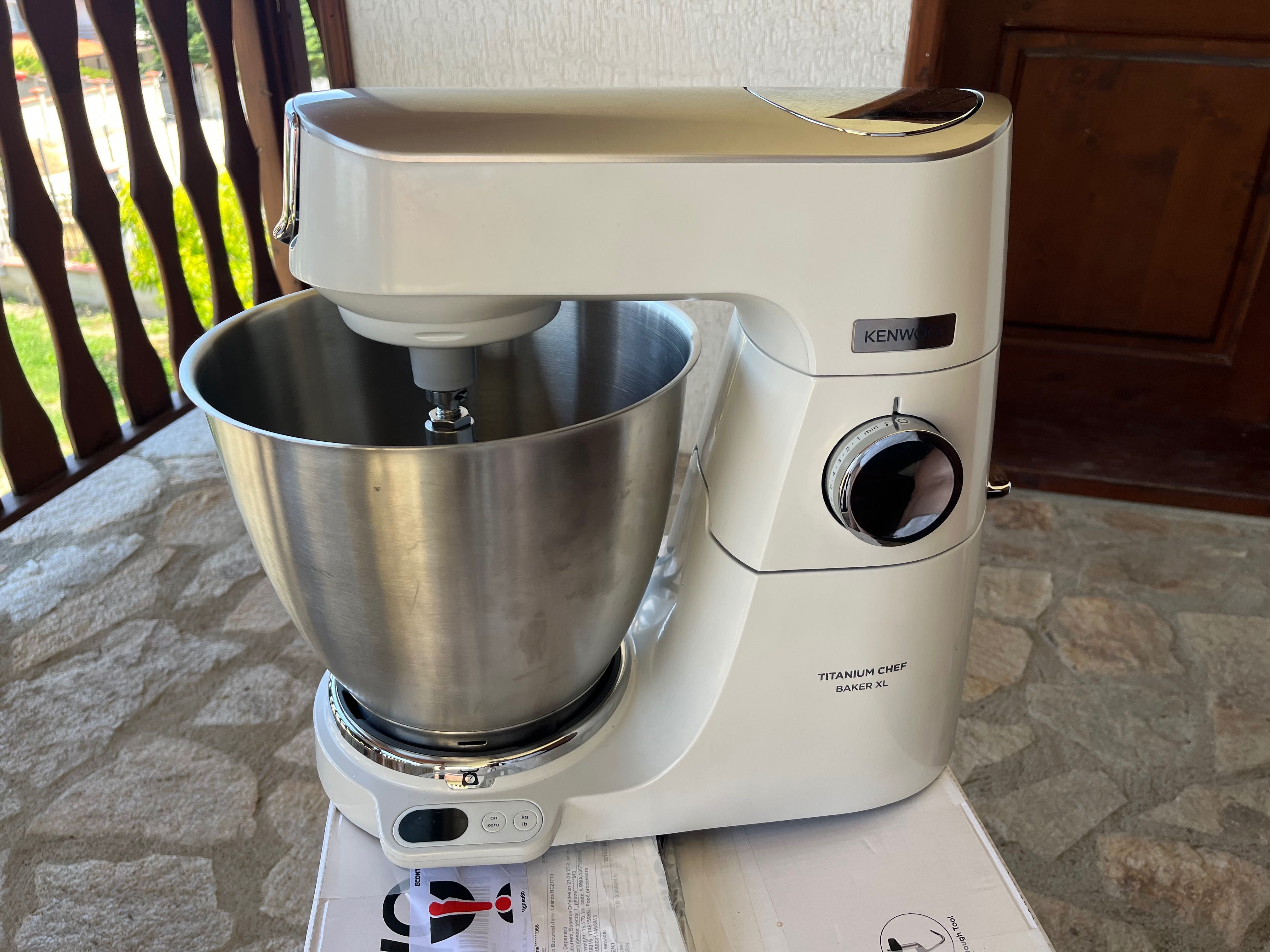 кухненски робот KENWOOD Titanium Chef Baker XL