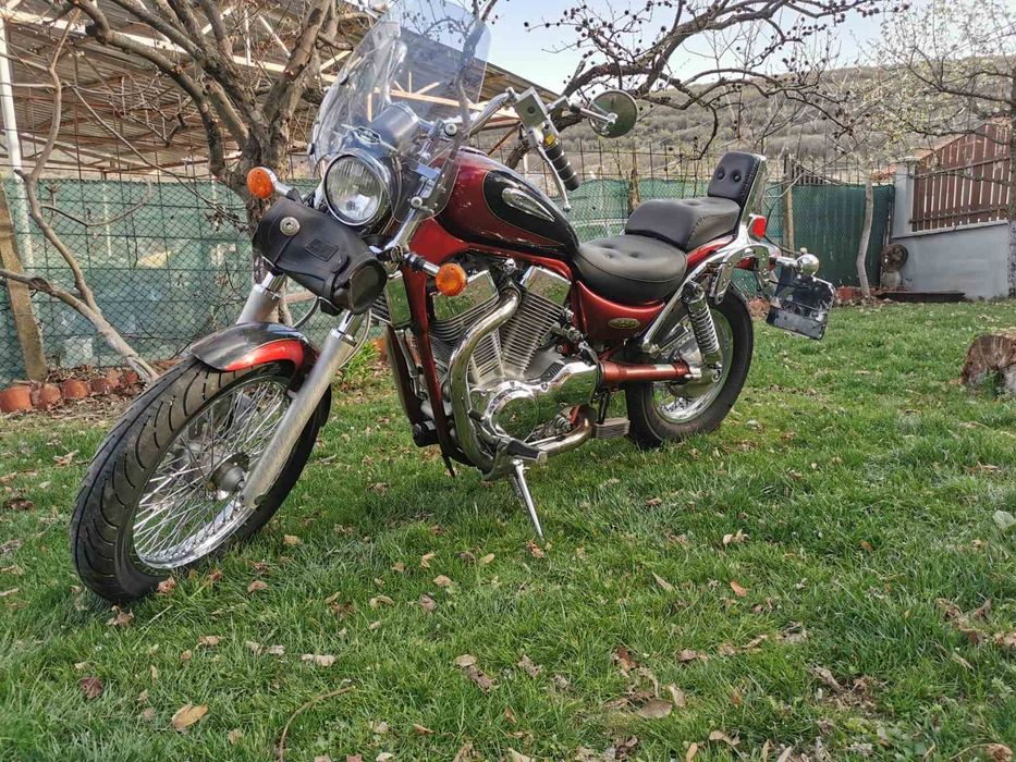 Suzuki intruder vs1400