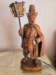 Lampă vintage sculptată manual – Străjer/Paznic de noapte – 60 cm