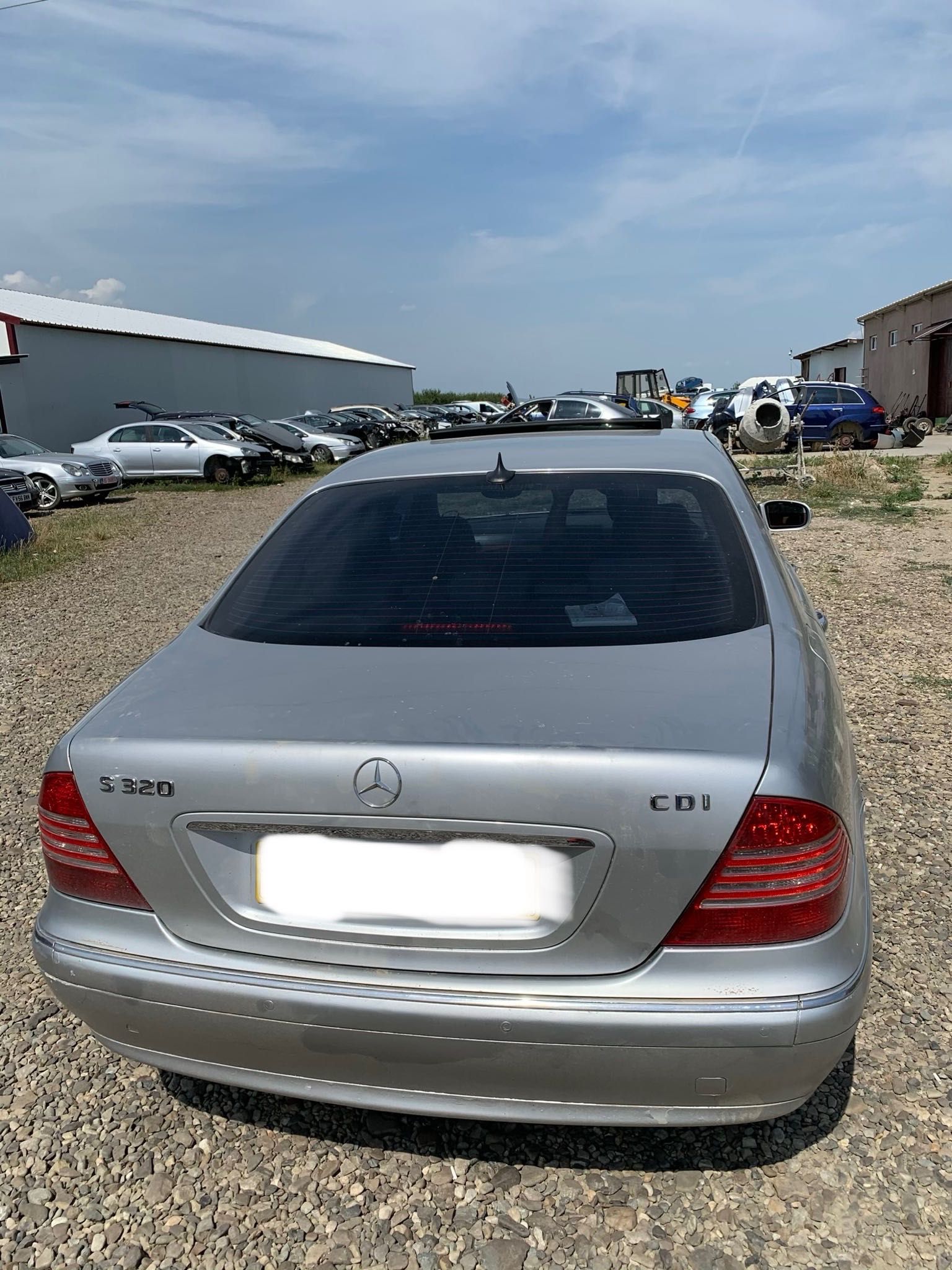 Dezmembrez Mercedes S320 CDI din 2004