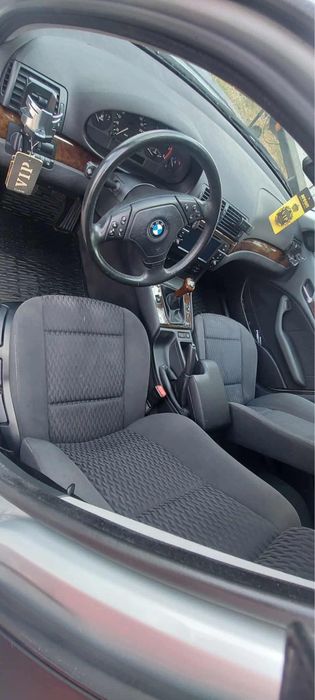 Bmw e46 an 2000 - arata foarte bine, citeste descrierea