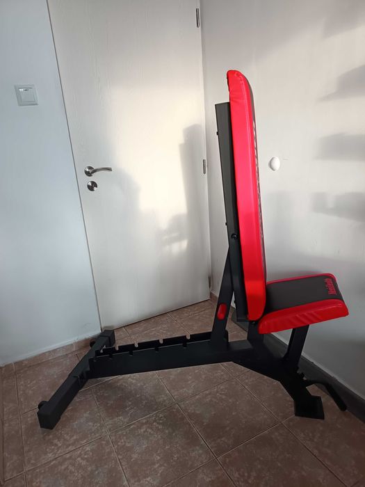 Продавам професионална лежанка