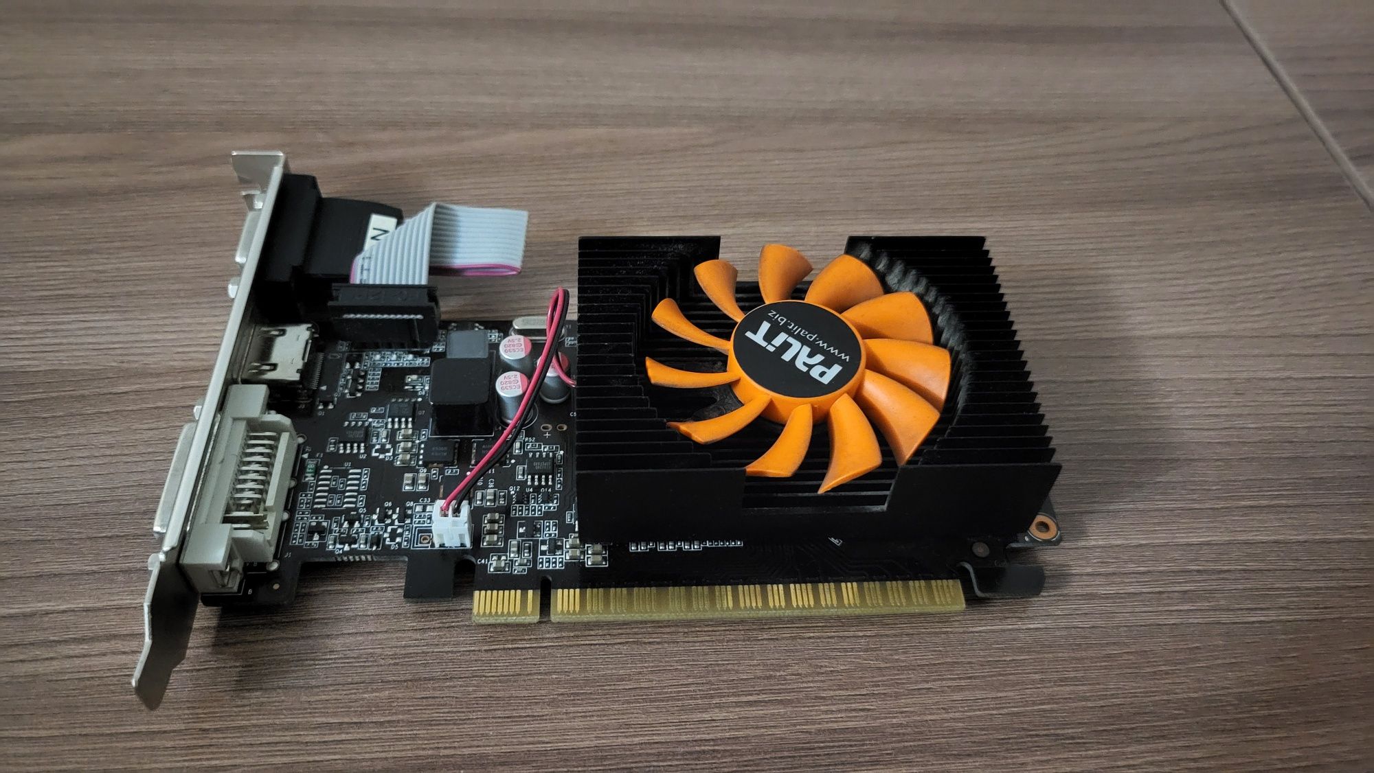 Видеокарта Palit GT620